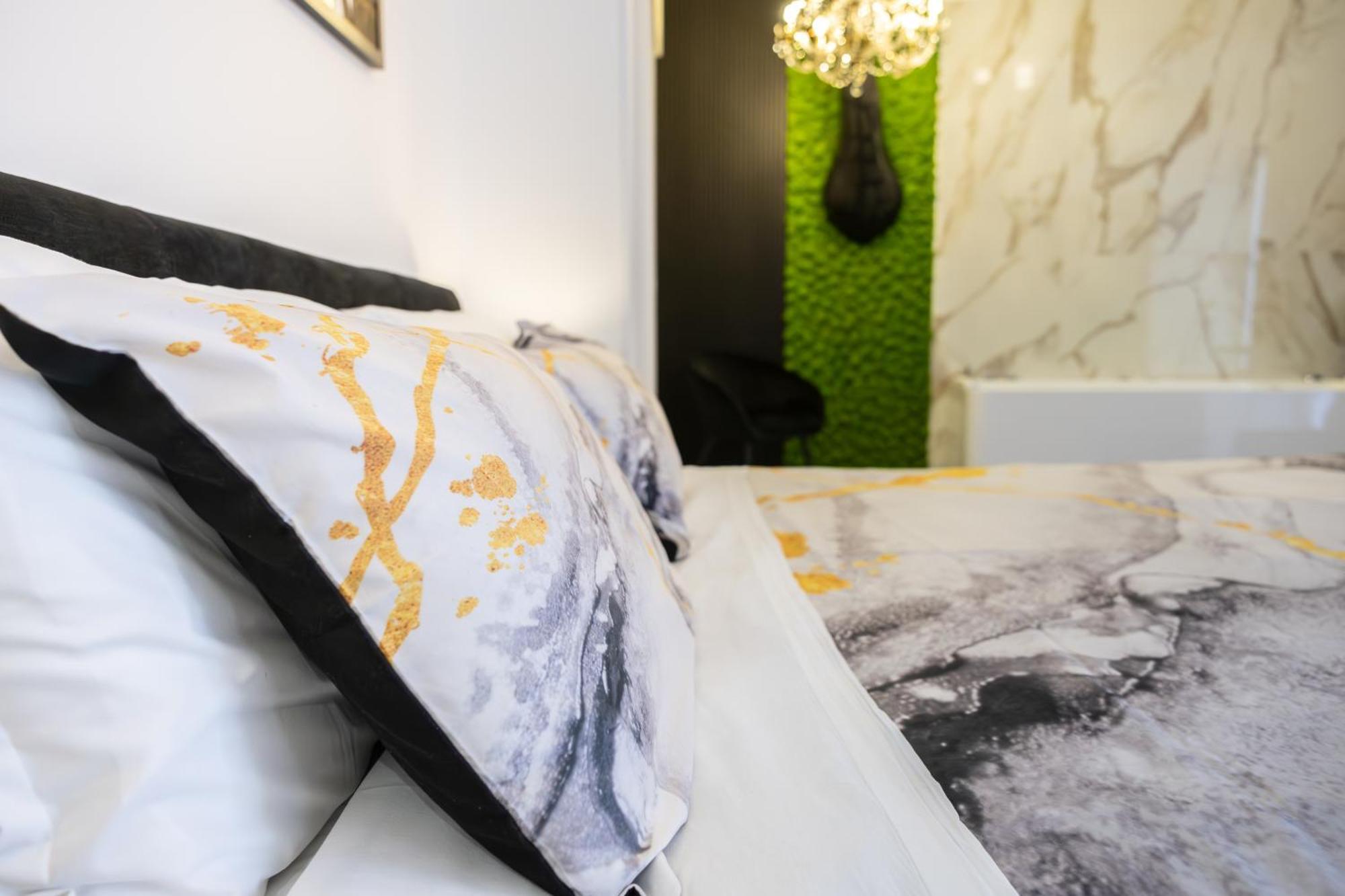 Adamas Apartment , Rooms And Suite Trapani Exterior photo