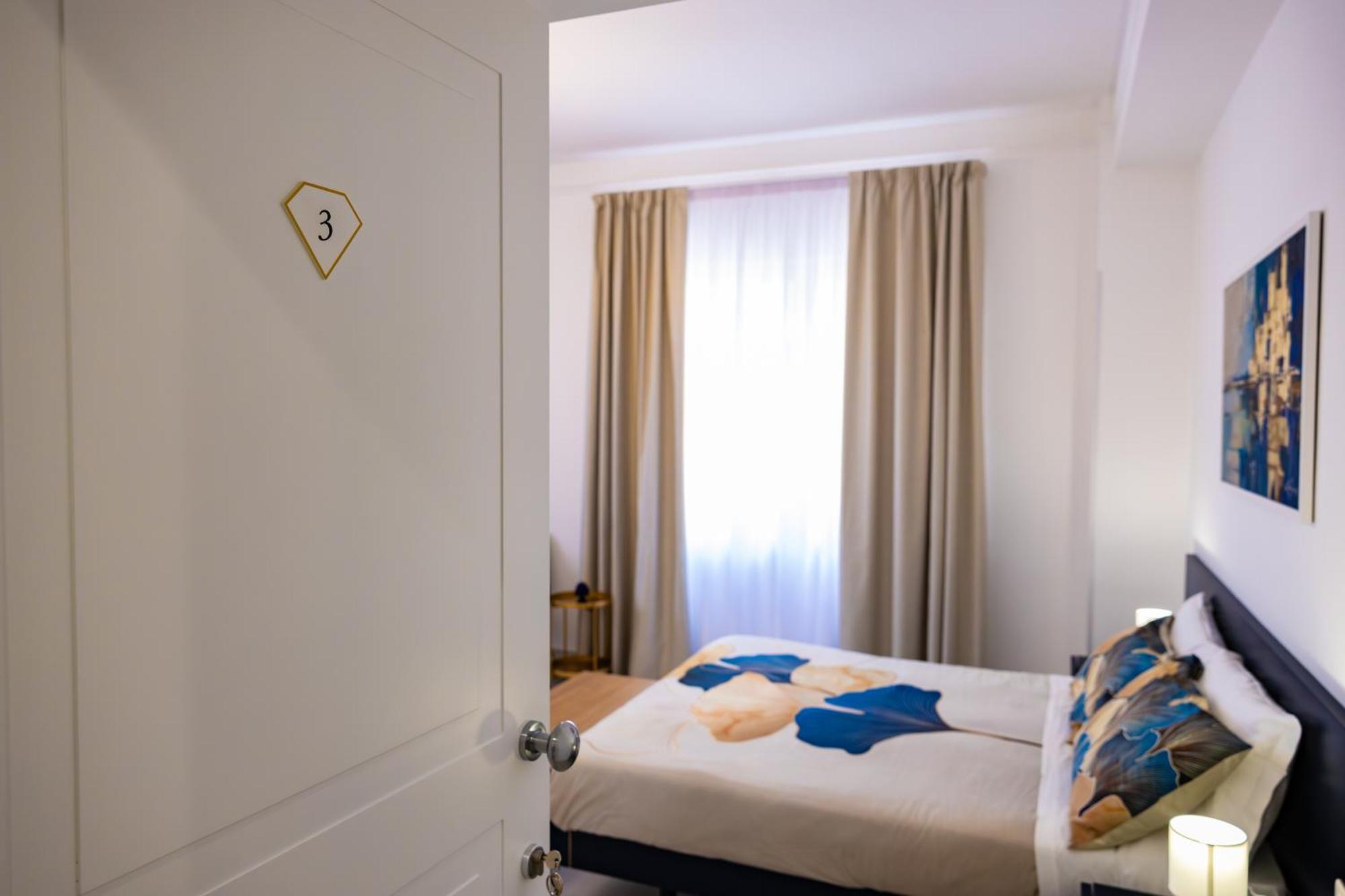 Adamas Apartment , Rooms And Suite Trapani Exterior photo